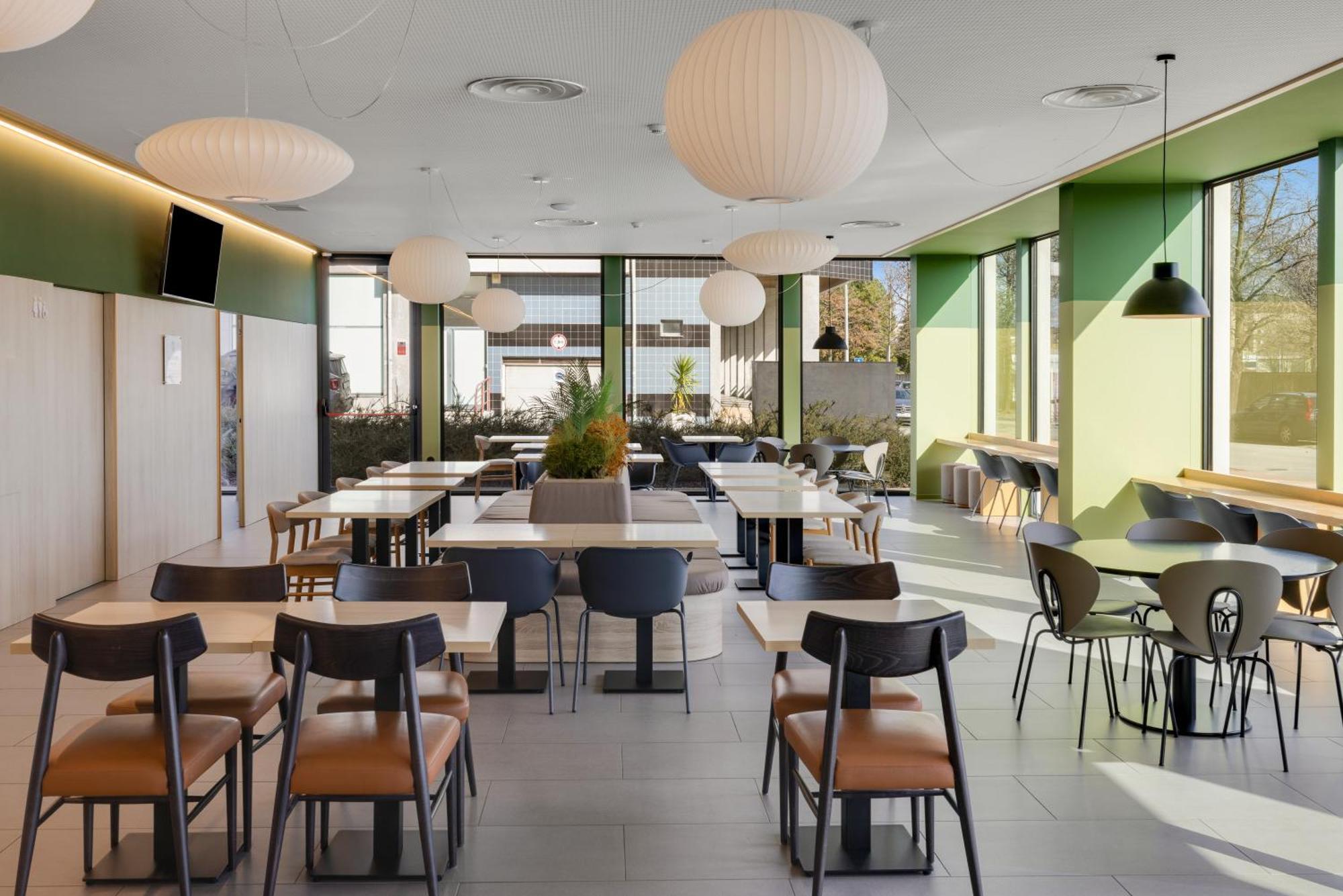 B&B Hotel Famalicao วีลาโนวา เจ ฟามาลีเกา ภายนอก รูปภาพ
