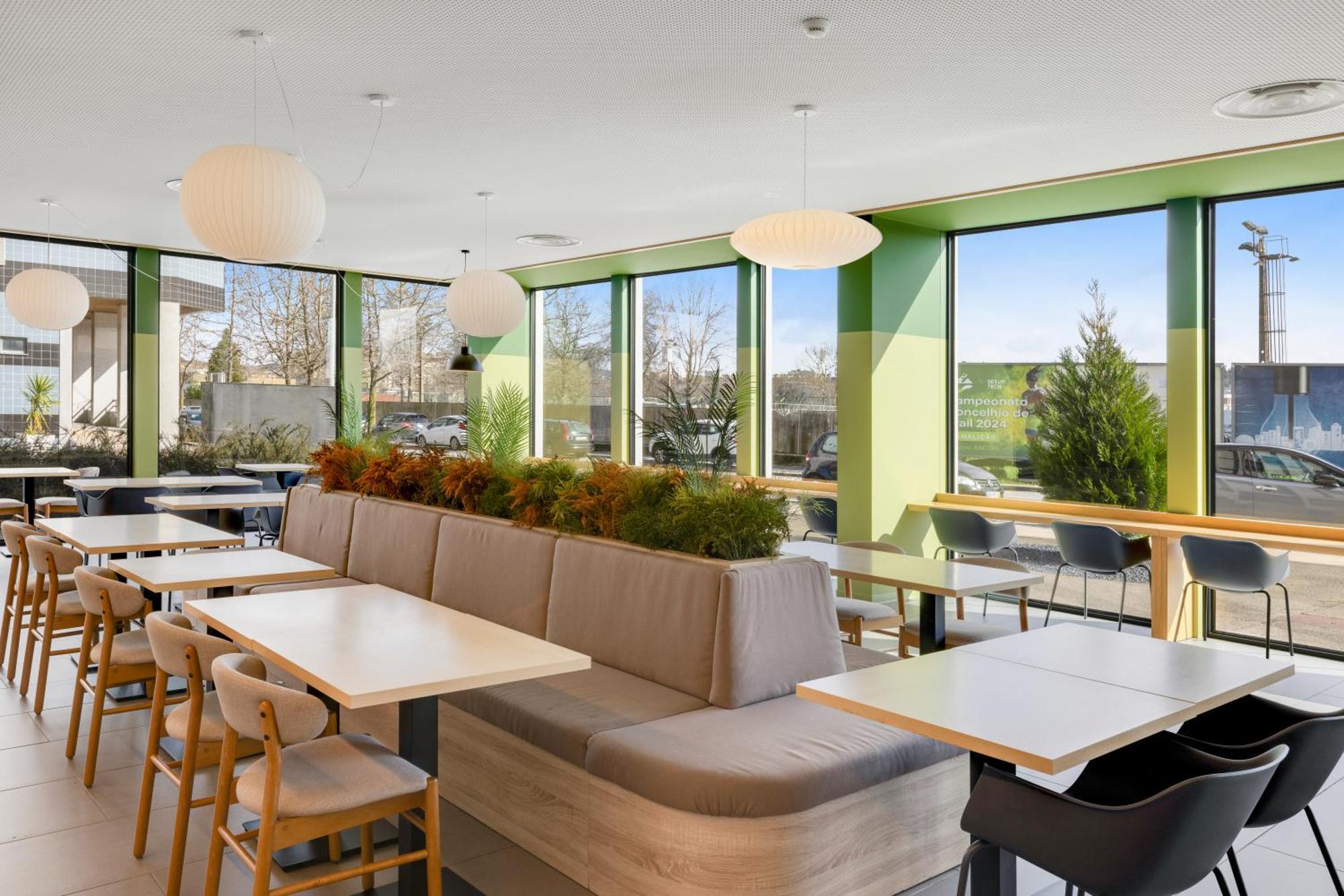 B&B Hotel Famalicao วีลาโนวา เจ ฟามาลีเกา ภายนอก รูปภาพ