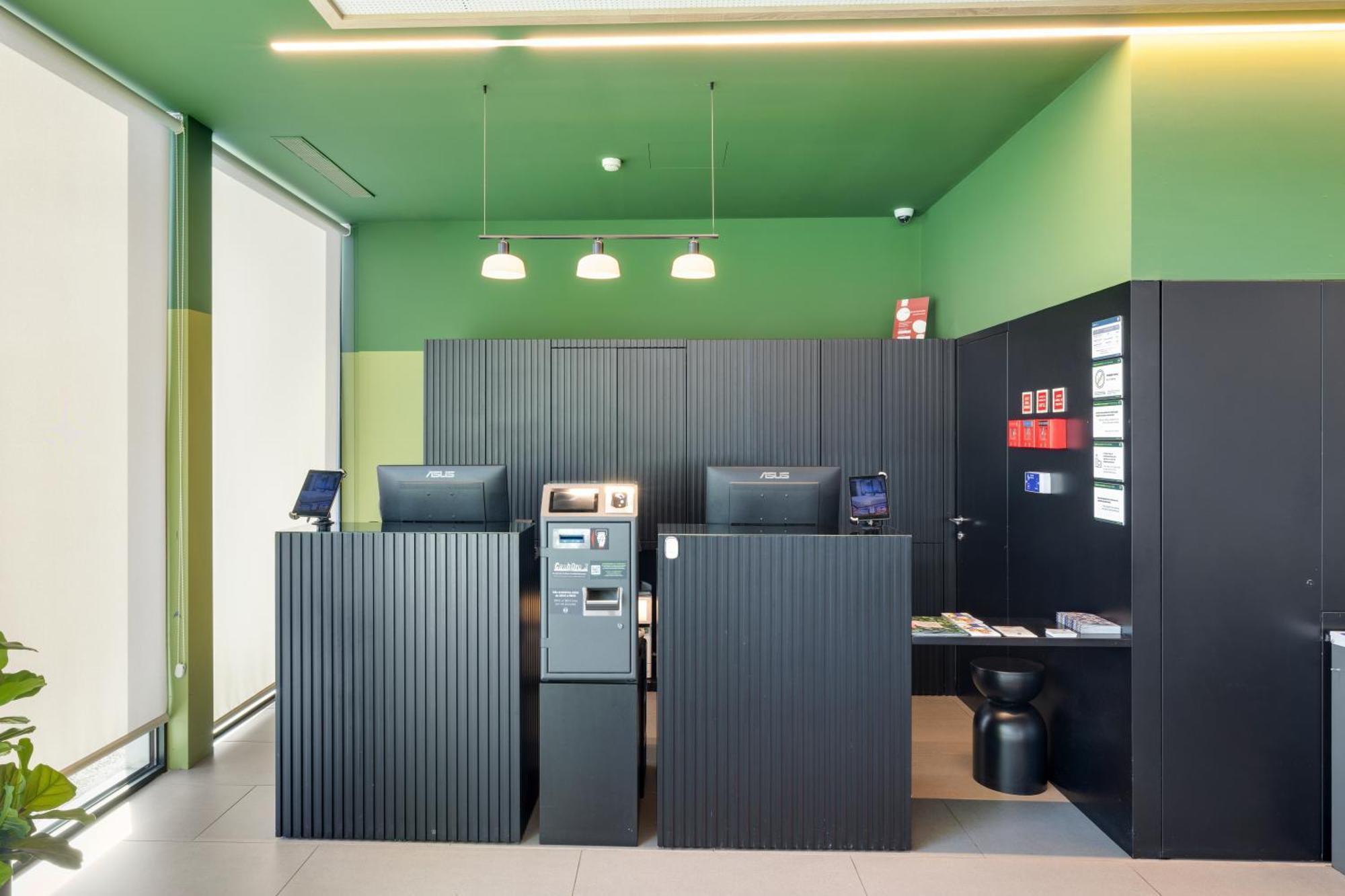 B&B Hotel Famalicao วีลาโนวา เจ ฟามาลีเกา ภายนอก รูปภาพ